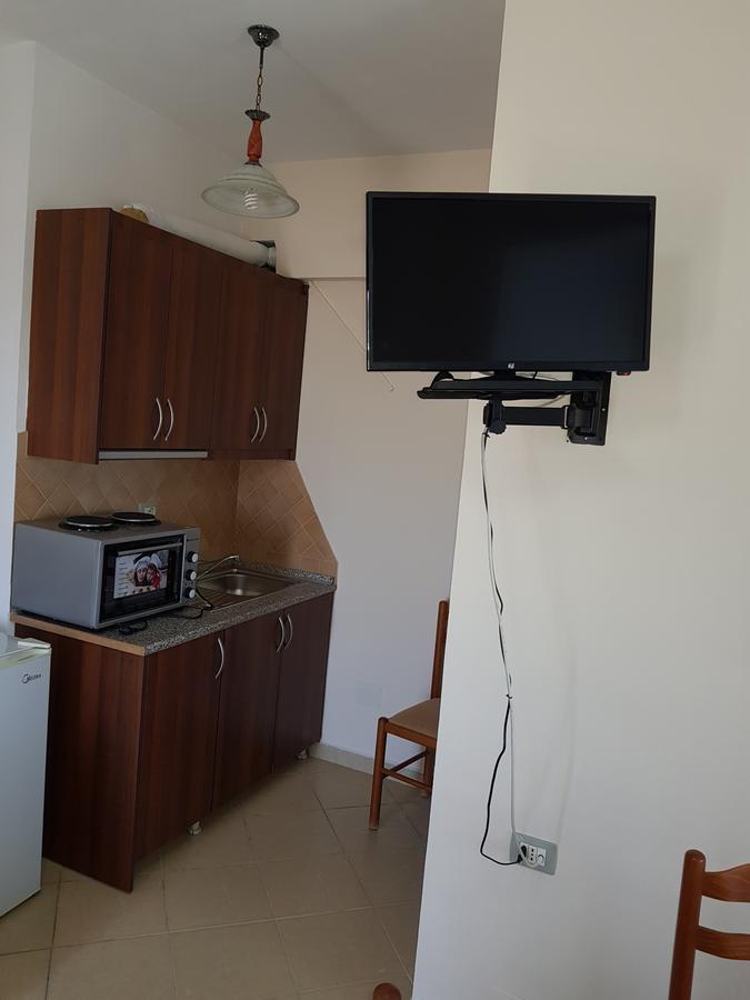 Sarandë Eglent'S Tourist House酒店 外观 照片